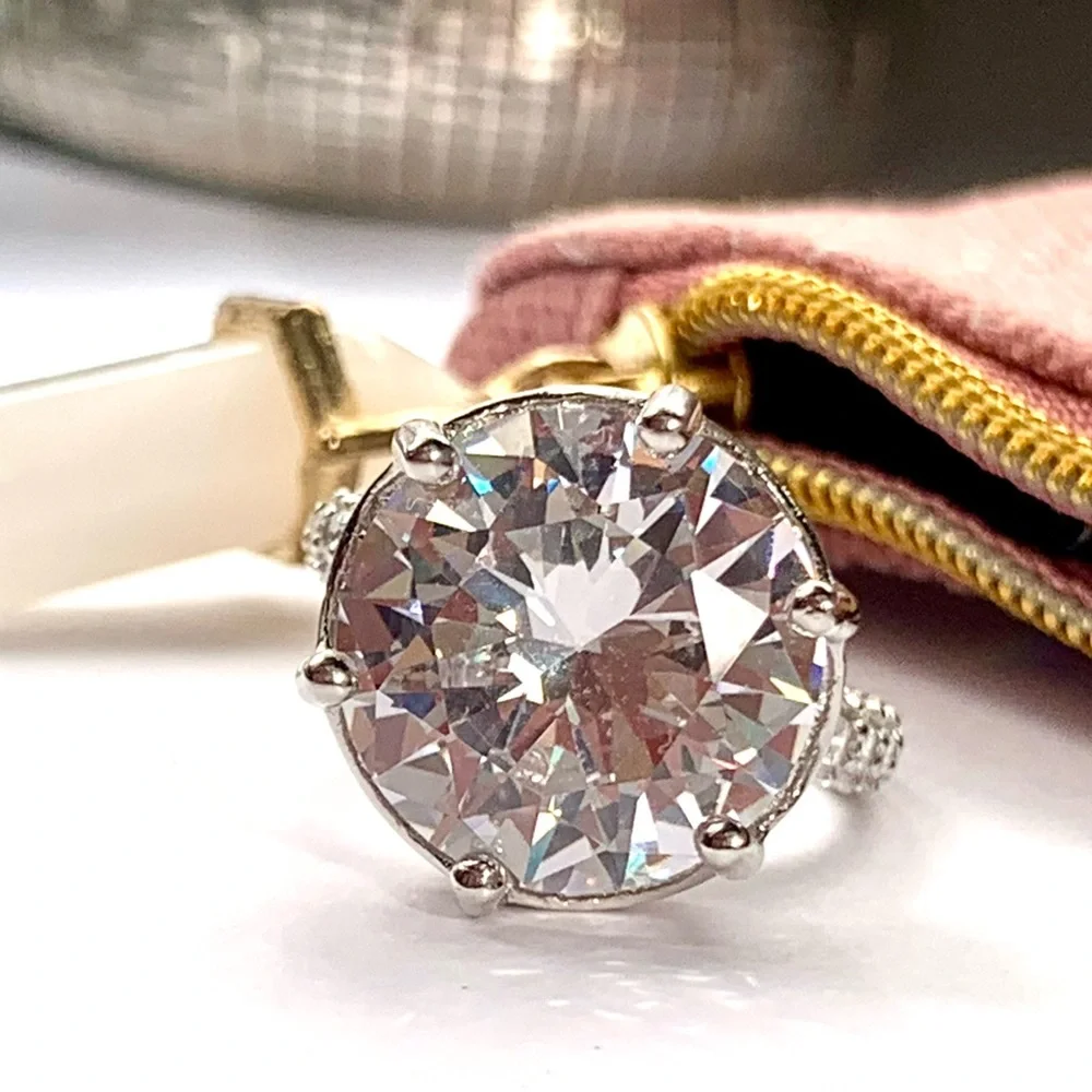 925 Sterling Silver CZ Ring Sz 7 - Picture 13 of 15